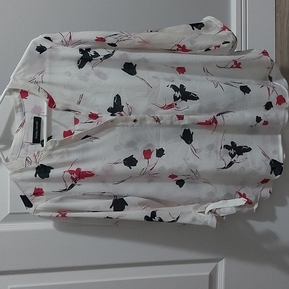 Ivanka Trump blouse floral pattern